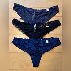Etam‎ Thong Underwear Womens Size XL Set of three lace black navy NWT Panties